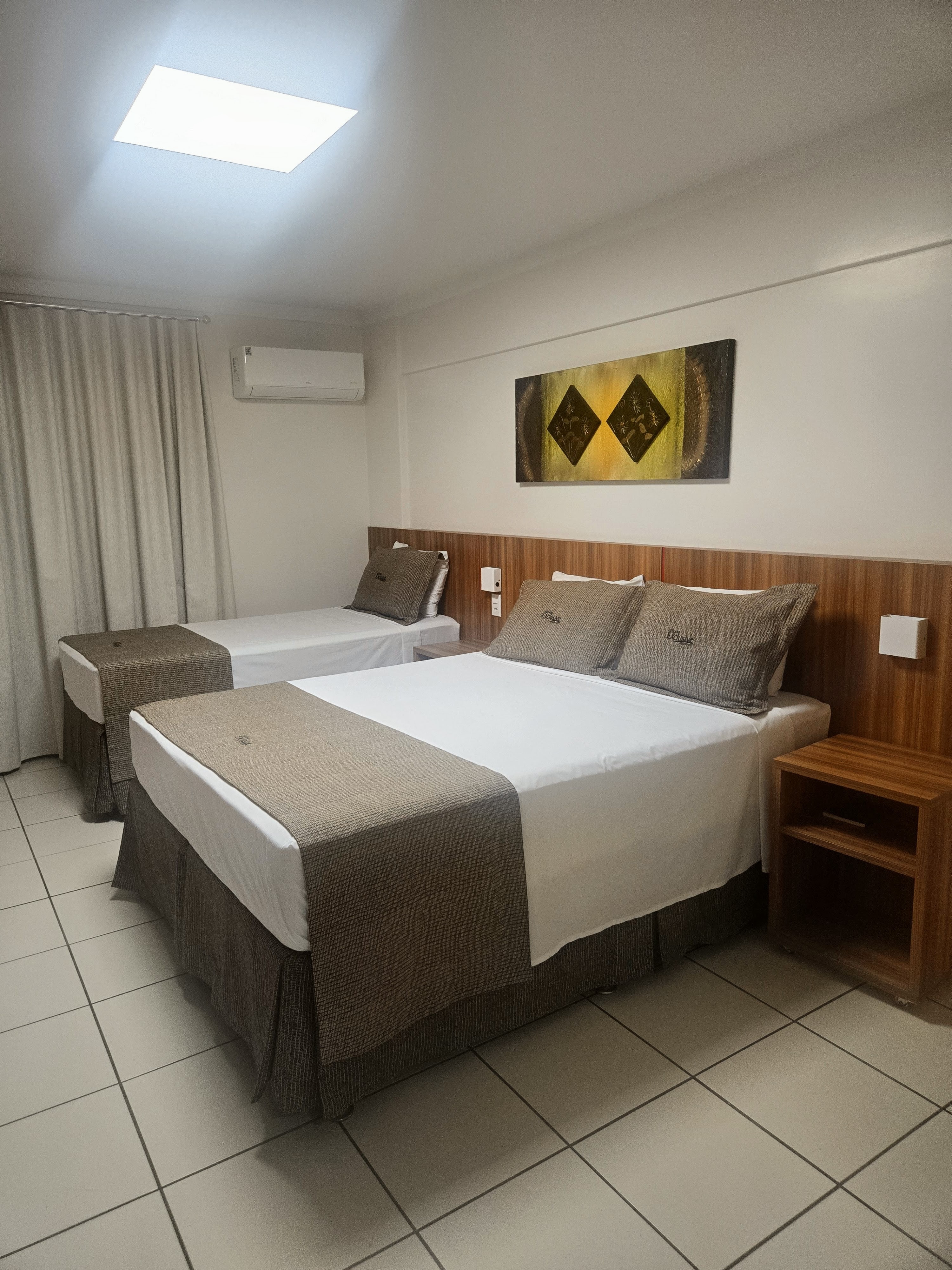 Quarto com camas - Vista 2